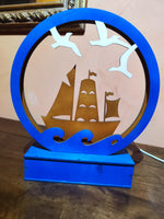 Lampada decorativa in legno con Veliero tra le Onde